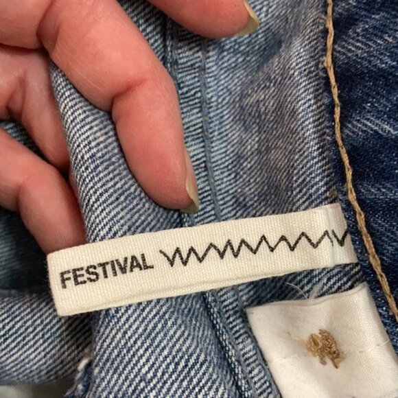 Garage Floral Festival High Rise Jean Shorts - Picture 14 of 14